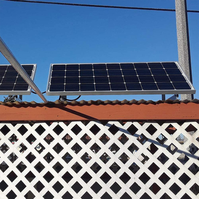 Venda a retalho de painéis solares triangulares ajustáveis de apoio para parede de varanda e telhado plano