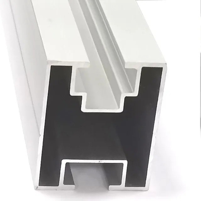 Trilho de montagem de painéis solares de trilho curto para carga de neve de 1,4 KN/m2 e módulo aplicável