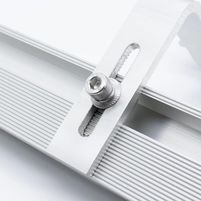 Design Solar Tile Roof Hook com 25-30 anos de vida útil e certificado ISO9001/CE